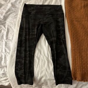 Lululemon Athletica Black Camouflage Leggings